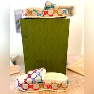 Used GUCCI Women's platform slides sandals
